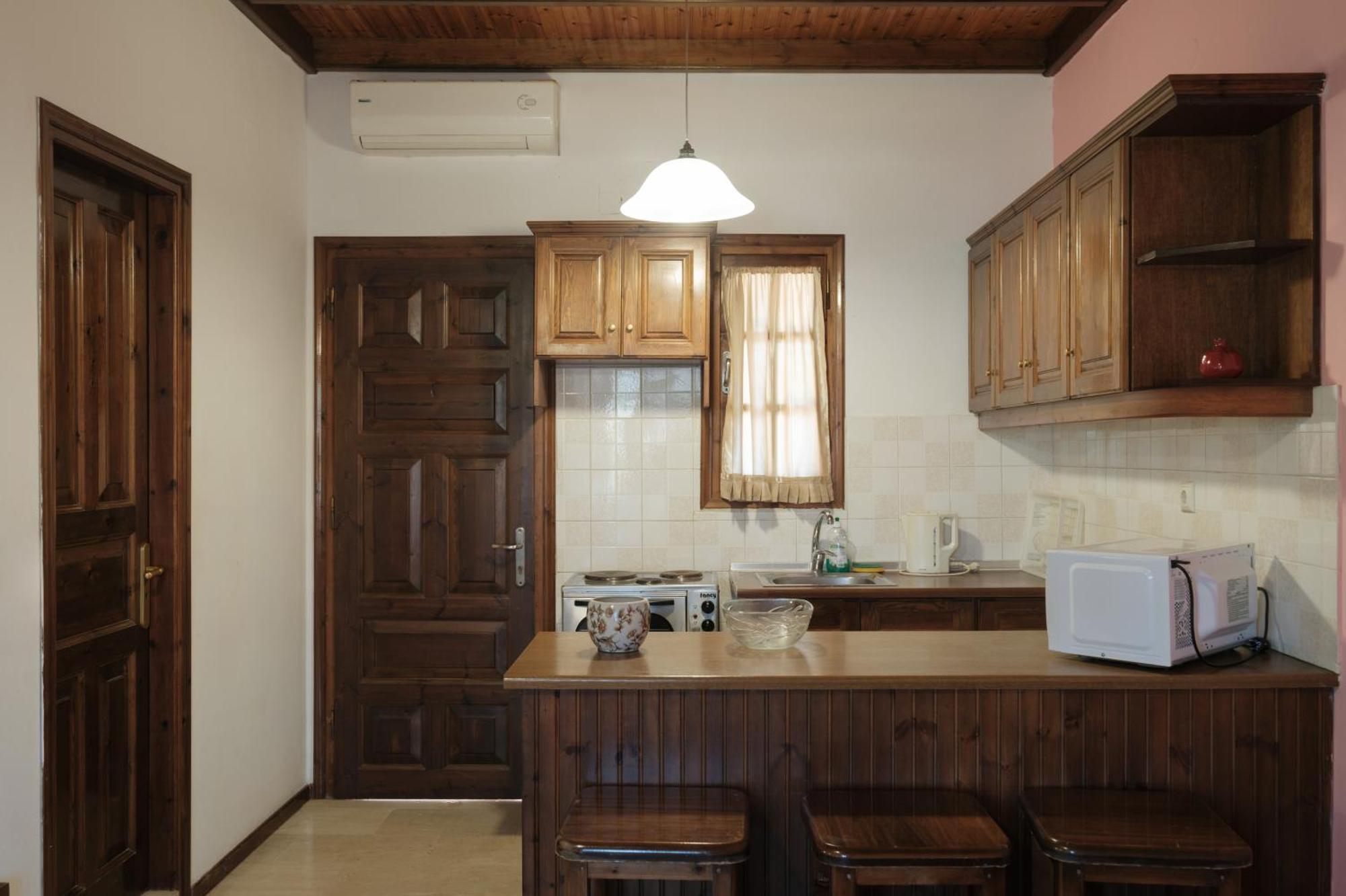 Hotel de apartamente Nikos Pool - Upper Floor 3*
